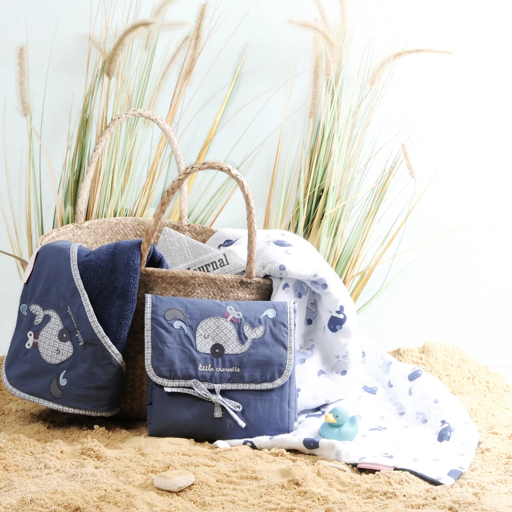 Little Crevette Hooded Towel Baleine